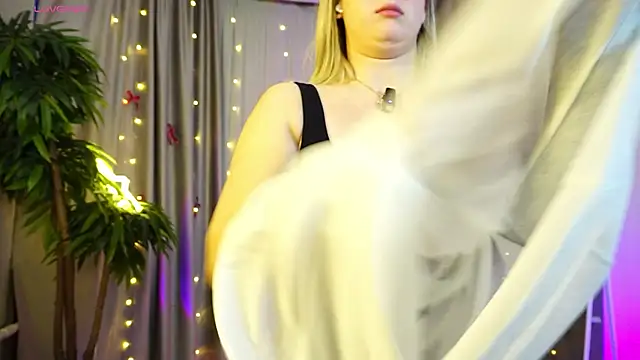 JessRosen online show from 01-16-26, 03:54