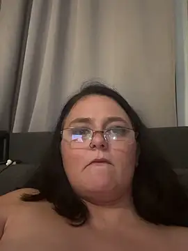 Snapshot of nicolelux33 chatting on 09-20-25, 04:50 nicolelux33 online show from 09-20-25, 04:50