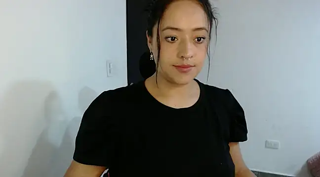 jjulietha95 online show from 01-22-25, 09:13