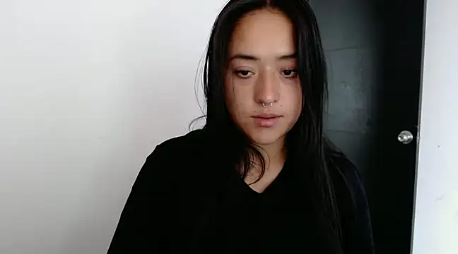 jjulietha95 online show from 01-26-25, 05:02