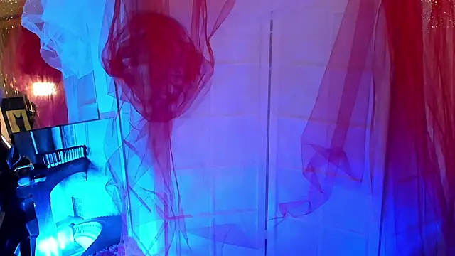 April o Nill online show from 11-29-25, 03:12