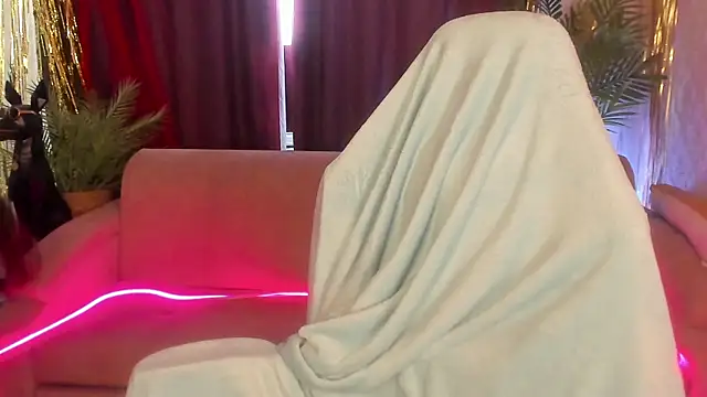 April o Nill online show from 01-11-26, 08:21