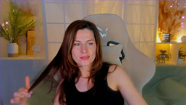 April o Nill online show from 12-15-24, 12:38