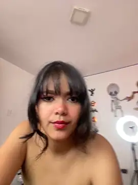Victoriacarmo online show from 10-15-25, 06:38