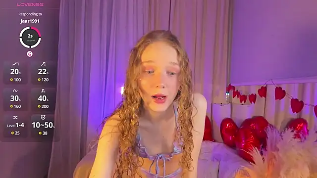 Snapshot of _Rose_Charming_ chatting on 02-11-25, 09:56 Rose Charming online show from 02-11-25, 09:56