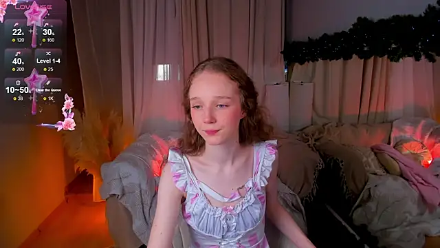 Snapshot of _Rose_Charming_ chatting on 12-28-24, 01:18 Rose Charming online show from 12-28-24, 01:18