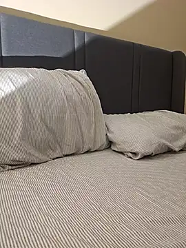 Mgman4365 online show from 12-17-25, 02:38