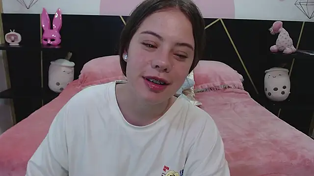 Snapshot of DanniAbbey chatting on 03-03-25, 08:43 DanniAbbey online show from 03-03-25, 08:43