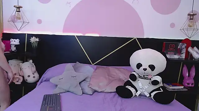 Snapshot of DanniAbbey chatting on 11-10-25, 11:59 DanniAbbey online show from 11-10-25, 11:59