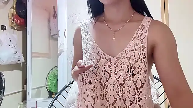 LinhChi 9x online show from 02-28-26, 01:05