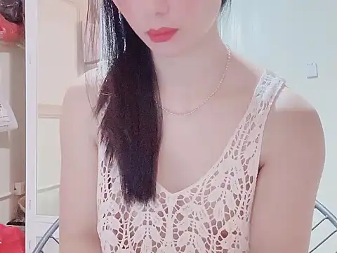 Snapshot of LinhChi_9x chatting on 10-21-25, 12:54 LinhChi 9x online show from 10-21-25, 12:54