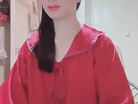 Snapshot of LinhChi_9x chatting on 10-20-25, 12:02 LinhChi 9x online show from 10-20-25, 12:02