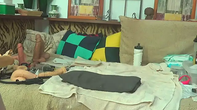 Snapshot of RitaMinx chatting on 12-16-25, 04:28 RitaMinx online show from 12-16-25, 04:28