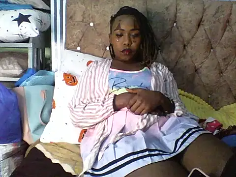 Snapshot of Sexy_jarisan chatting on 11-01-25, 09:08 Sexy jarisan online show from 11-01-25, 09:08