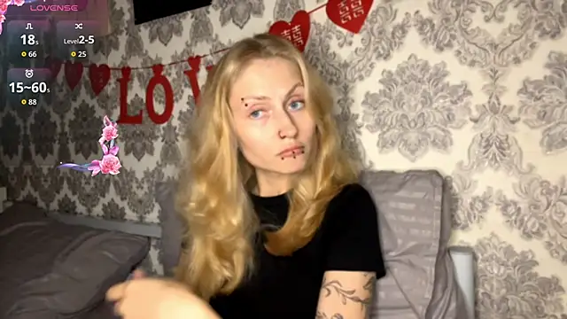 MarthaGees online show from 10-12-25, 03:35