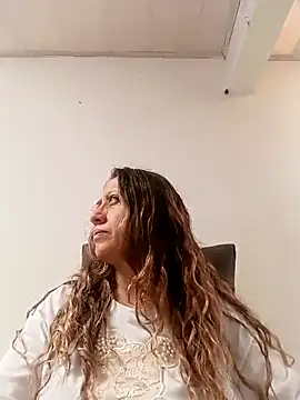 miss hanna07 online show from 11-10-25, 04:45