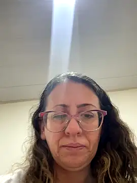 miss hanna07 online show from 12-22-25, 08:42