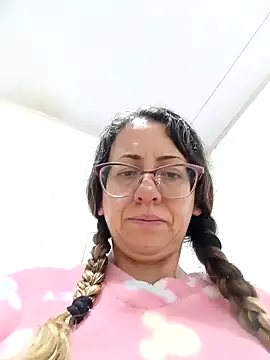 miss hanna07 online show from 11-25-25, 11:16