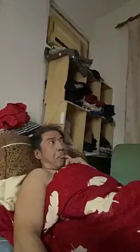 Snapshot of YuHsuant chatting on 02-05-25, 05:31 YuHsuant online show from 02-05-25, 05:31