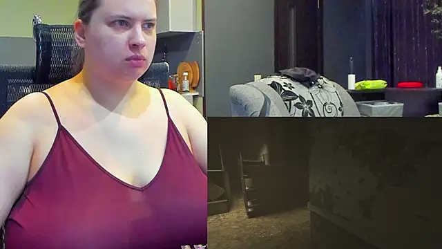 Snapshot of 1lindsey1 chatting on 10-21-25, 05:45 1lindsey1 online show from 10-21-25, 05:45