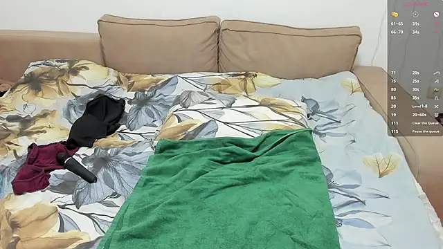 1lindsey1 online show from 04-14-26, 05:01