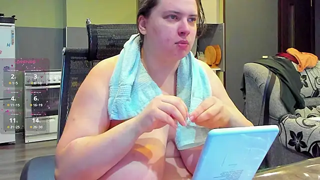 Snapshot of 1lindsey1 chatting on 09-27-25, 02:07 1lindsey1 online show from 09-27-25, 02:07