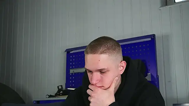 dustyn fox online show from 03-01-26, 07:08