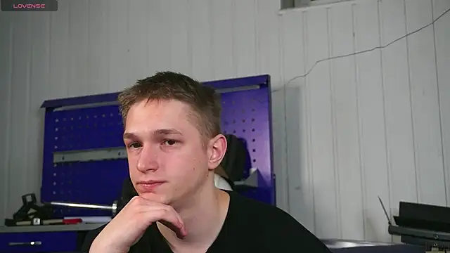 dustyn fox online show from 01-07-26, 03:06