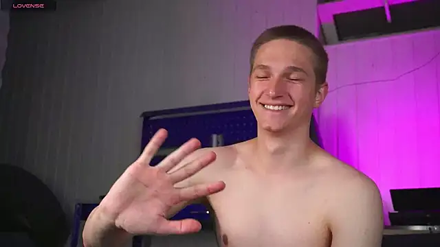 dustyn fox online show from 10-03-25, 04:41