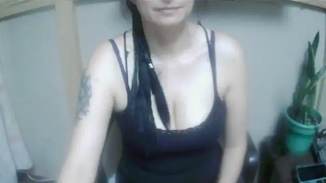 Snapshot of Jennys_room_77 chatting on 03-04-26, 08:05 Jennys room 77 online show from 03-04-26, 08:05