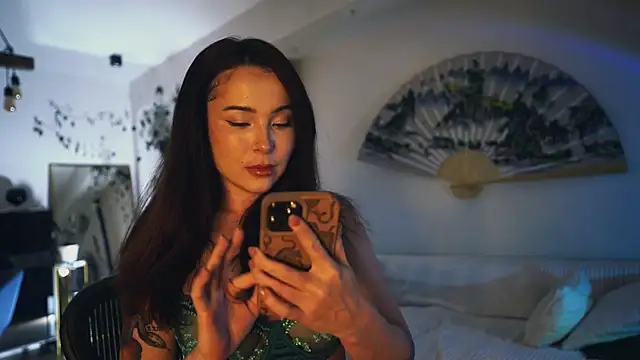 Leona Mell online show from 01-13-26, 10:46