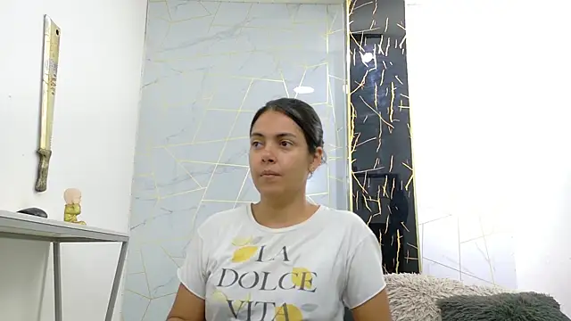 Snapshot of ciara_connor chatting on 05-26-26, 03:37 ciara connor online show from 05-26-26, 03:37