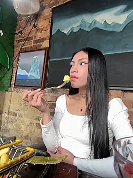 Effy Bonny online show from 12-16-25, 06:23