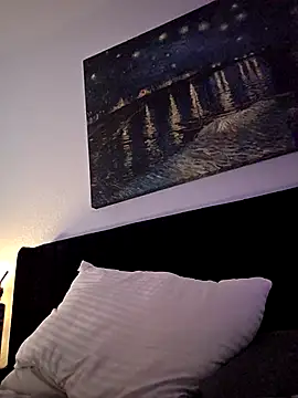 Snapshot of MissyRoulette chatting on 10-08-25, 08:53 MissyRoulette online show from 10-08-25, 08:53