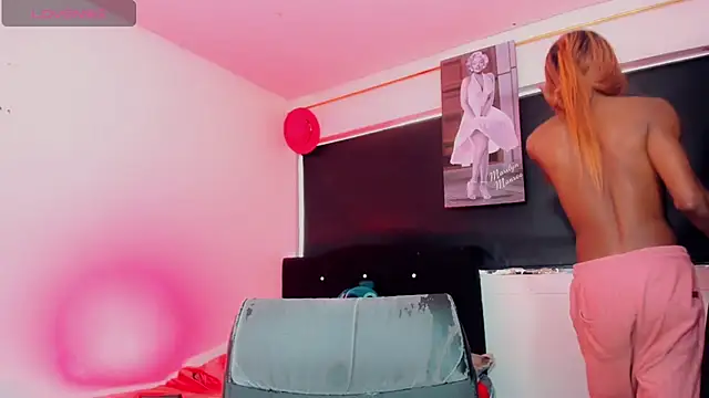 Kendall hornyy online show from 07-16-26, 08:50