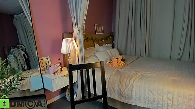 Dearly Emily online show from 03-06-26, 05:19