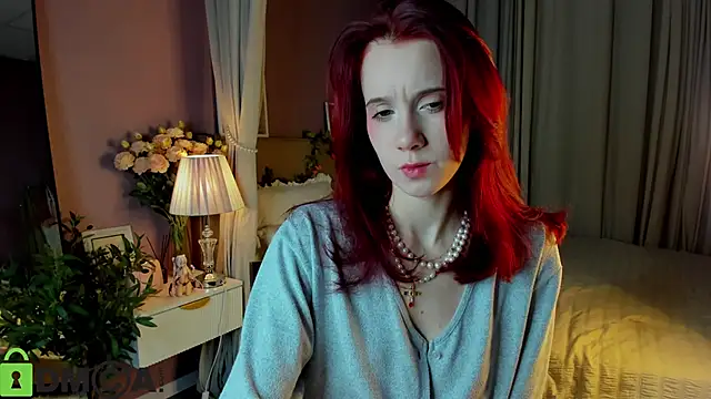 Dearly Emily online show from 12-21-25, 05:25