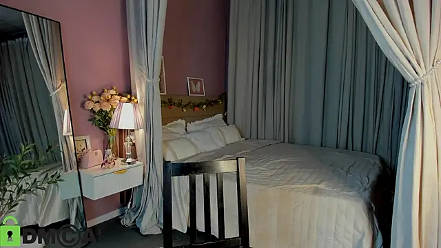 Dearly Emily online show from 02-11-26, 05:24