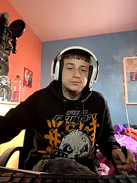 Nenejoven16- online show from 11-06-25, 09:13