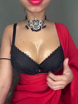 Snapshot of Hot-sexy222 chatting on 02-22-25, 03:12 Hot-sexy222 online show from 02-22-25, 03:12