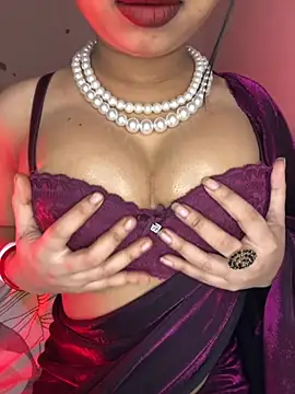 Hot-sexy222 online show from 01-11-26, 10:00