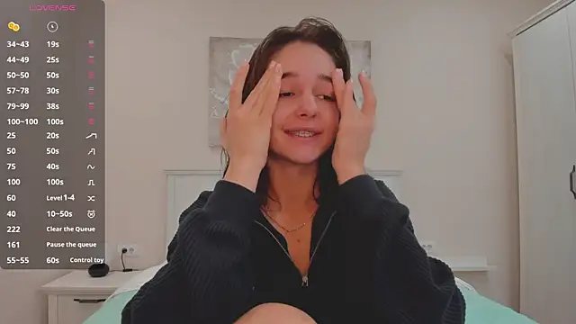 JudyAngil online show from 10-24-25, 05:06