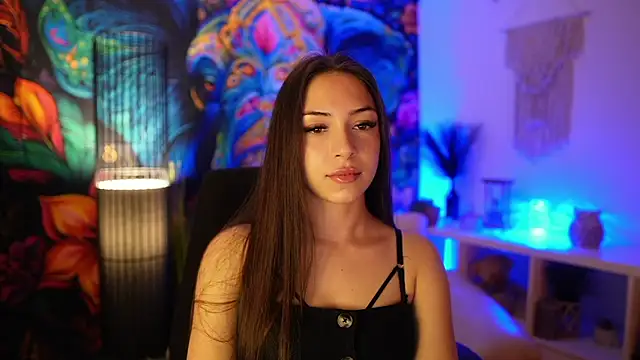 Briar Rose18 online show from 03-13-25, 05:18