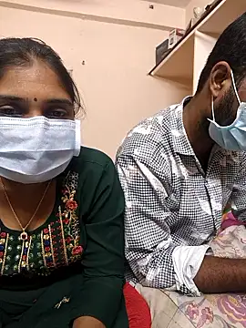 Snapshot of fuck6inch9 chatting on 01-17-26, 01:15 fuck6inch9 online show from 01-17-26, 01:15