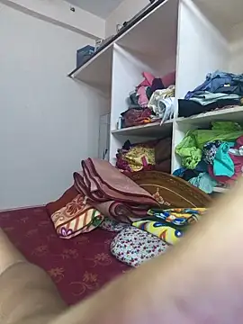 Snapshot of fuck6inch9 chatting on 10-21-25, 01:21 fuck6inch9 online show from 10-21-25, 01:21