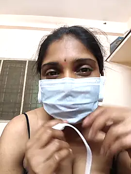 Snapshot of fuck6inch9 chatting on 09-10-25, 01:10 fuck6inch9 online show from 09-10-25, 01:10