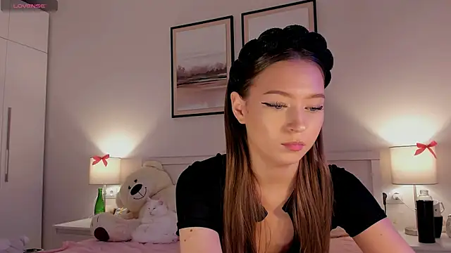 diana nier online show from 11-29-25, 07:14