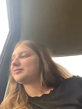 Snapshot of MollyDolle chatting on 07-18-26, 06:55 MollyDolle online show from 07-18-26, 06:55
