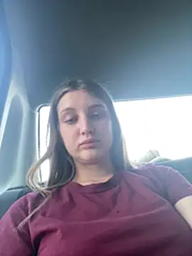 Snapshot of MollyDolle chatting on 08-01-26, 03:32 MollyDolle online show from 08-01-26, 03:32