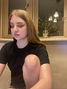 MollyDolle online show from 04-05-26, 04:13